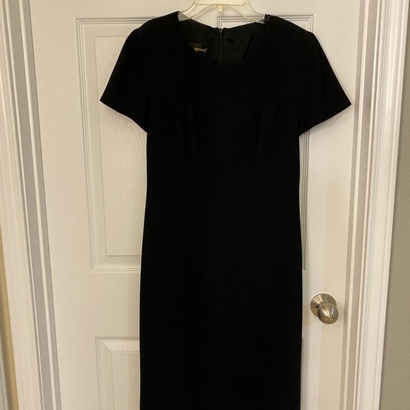 Ladies midi black dress size 8 - Picture 2 of 9